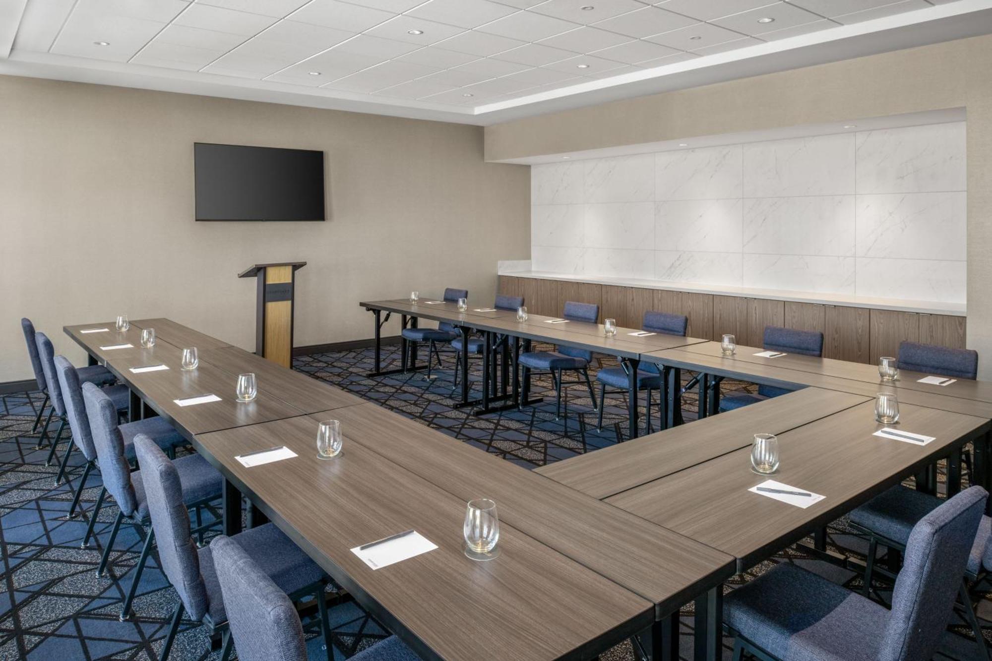 Courtyard By Marriott Pocatello Hotel Exterior foto