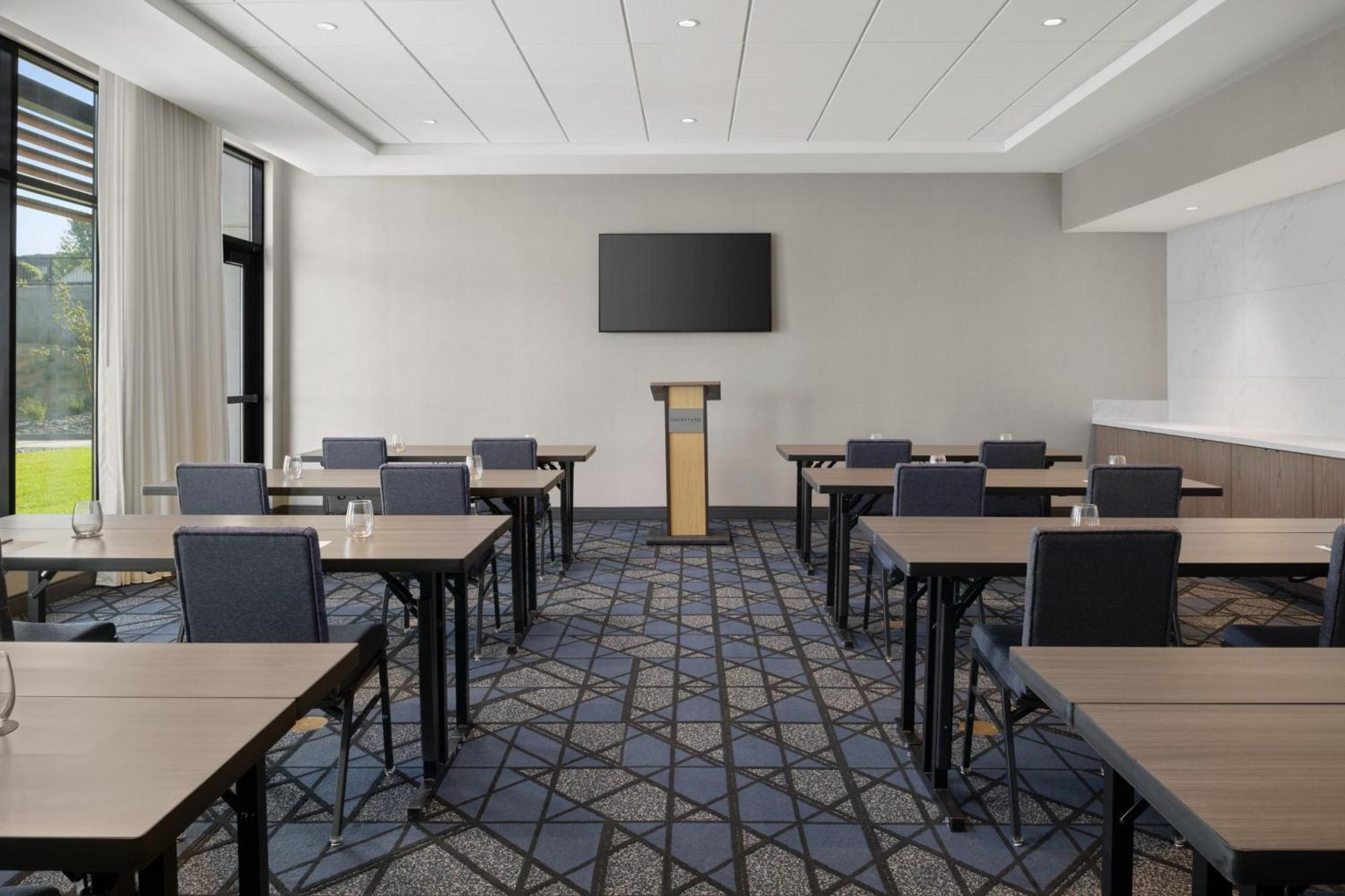 Courtyard By Marriott Pocatello Hotel Exterior foto